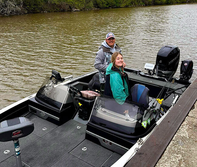 winnebago-walleye-series-wisconsin-fishing-tournament-at-dock winnebago-walleye-series-wisconsin-fishing-tournament-at-dock